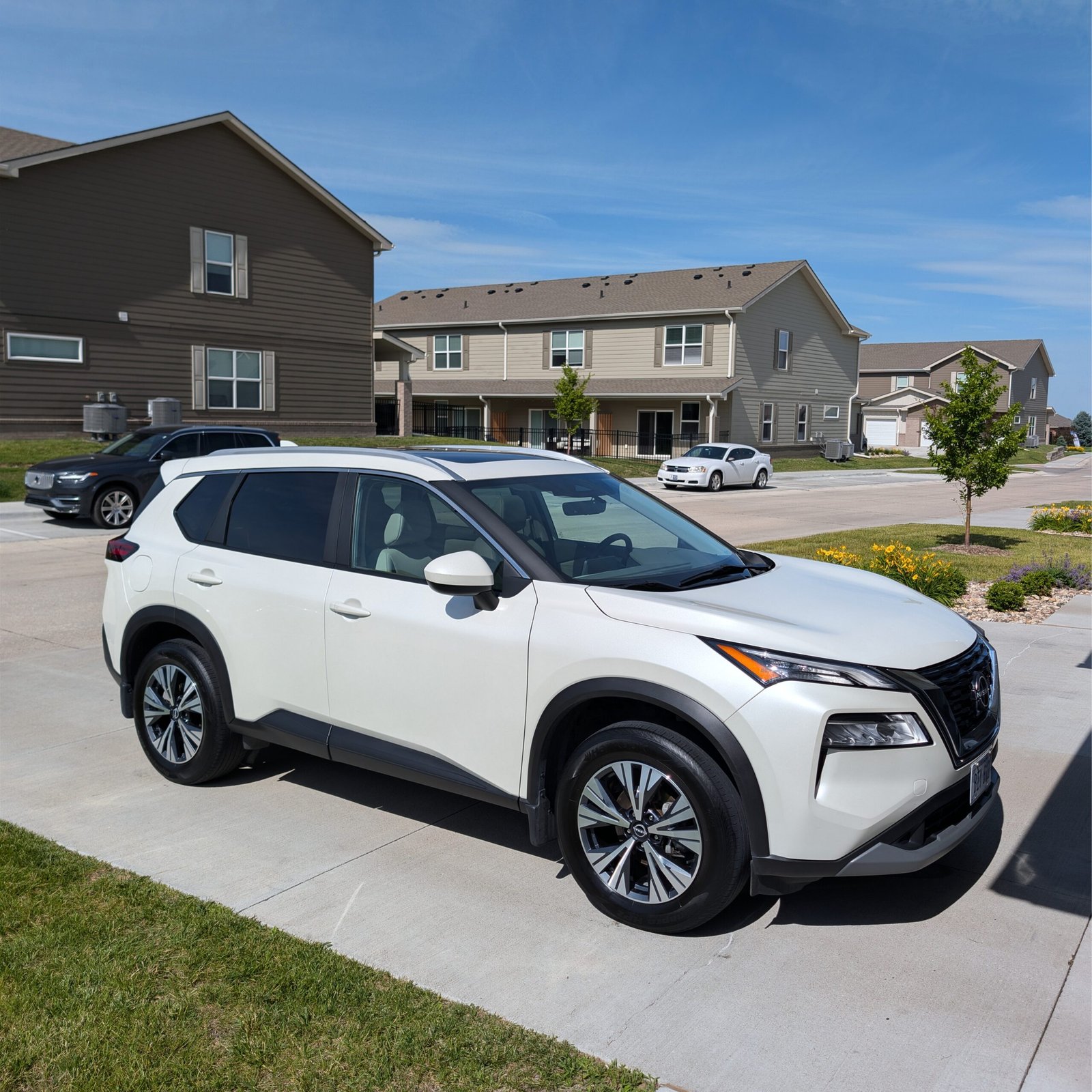 Nissan Rogue Detail